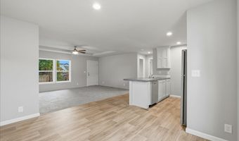 20815 WALNUT St, Aurora, OR 97002