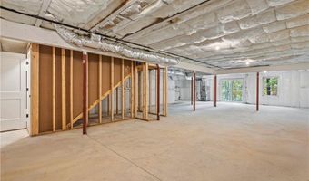 369 Huntinghouse Rd, Glocester, RI 02857