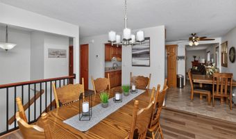 713 10th Ave NW, Altoona, IA 50009