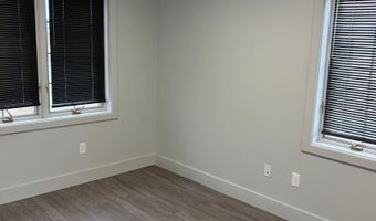 5920 YELLOWSTONE Rd 4, Cheyenne, WY 82009