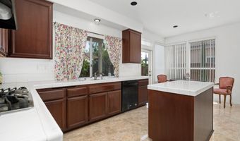 2271 Bear Rock Gln, Escondido, CA 92026