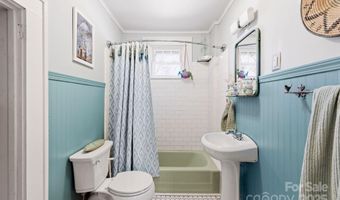 32 Florida Pl, Asheville, NC 28806