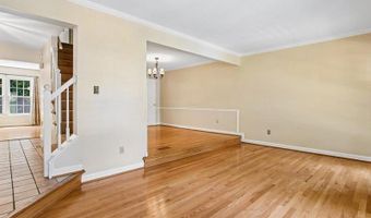 5194 KIMSCOTT Ct, Annandale, VA 22003