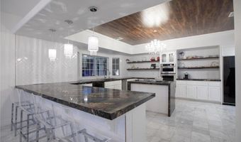 32 Princeville Ln, Las Vegas, NV 89113