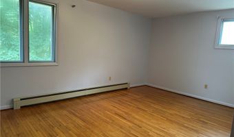 150 Jeffrey Dr, Amherst, NY 14228