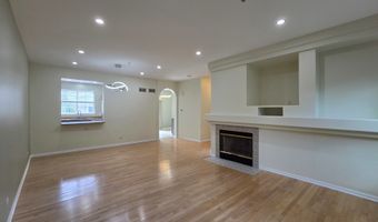 2631 N Greenwood Ave 2631, Arlington Heights, IL 60004