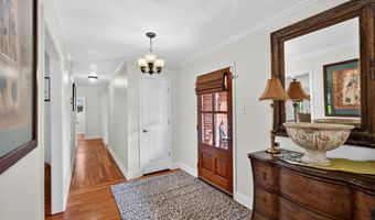 514 Sunset Dr, Bay St. Louis, MS 39520