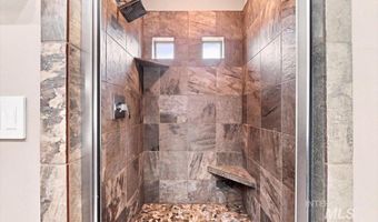 857 N River Path Ln, Boise, ID 83703