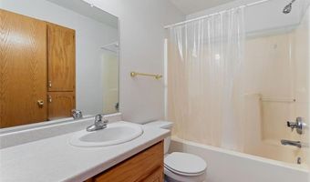 121 Brown Ave S, Annandale, MN 55302
