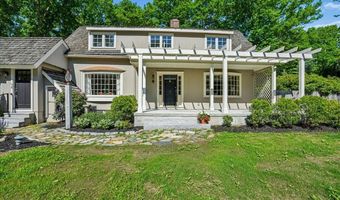 181 Meetinghouse Rd, Bedford, NH 03110