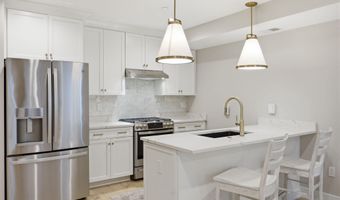 5305 CONNECTICUT Ave NW 2, Washington, DC 20015