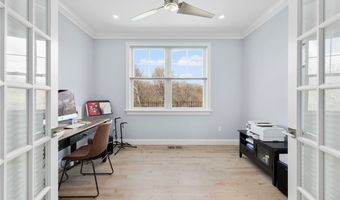1046 Ocean Rd, Narragansett, RI 02882