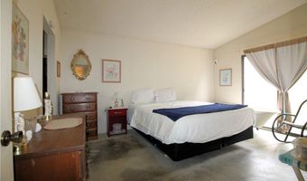 5111 El Circulo, Oceanside, CA 92056