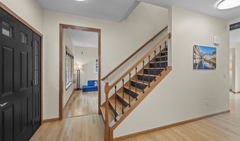 5713 Rosslare Ln, Fitchburg, WI 53711