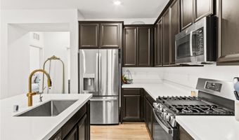 25 Barbara Ln 53, Las Vegas, NV 89183