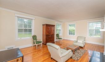 71 Manville Ave, Barnwell, SC 29812