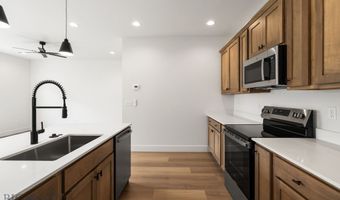 100 Bow Perch Ln B, Bozeman, MT 59718