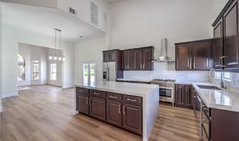 5152 Forest Oaks Dr, Las Vegas, NV 89149