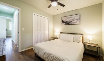 1304 1306 1308 SE C St, Bentonville, AR 72712