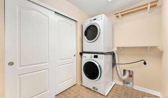 5049 S Ukraine St, Aurora, CO 80015