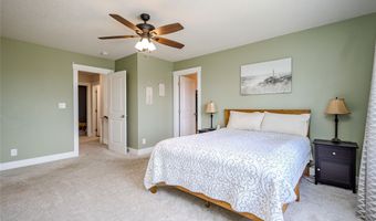 2203 NW Lakeside Ct, Ankeny, IA 50023