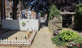 9 ELNA Ct, Bayonne, NJ 07002