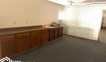 114 E State St, Algona, IA 50511