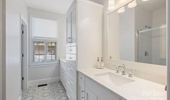 2306 Club Rd, Charlotte, NC 28205