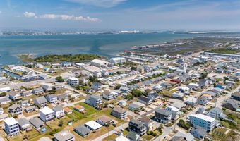401 E Atlantic Blvd, Atlantic Beach, NC 28512