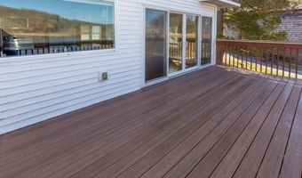135 Middlesex Ave, Chester, CT 06412