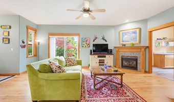 2685 Clay Creek Way, Ashland, OR 97520