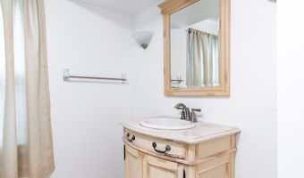 510 South St, Bristol, CT 06010