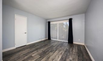 5700 Baltimore Dr 215, La Mesa, CA 91942