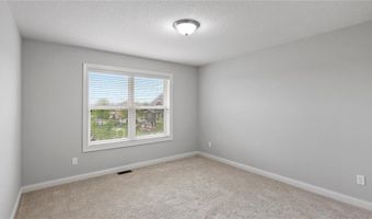 15365 Eagle Creek Way, Apple Valley, MN 55124