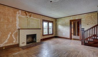 1643 Washington Ave, Baxter Springs, KS 66713