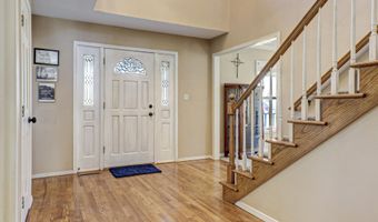 624 S KELLER PARK Dr, Appleton, WI 54914