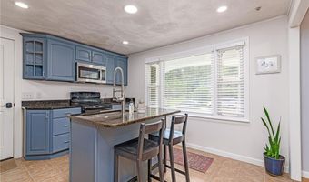 46 Stone Gate Dr, North Kingstown, RI 02852
