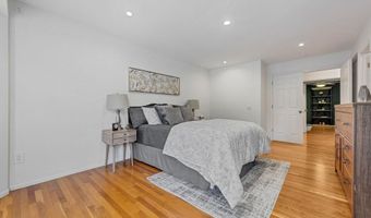 510 Wetherby Terrace Dr, Ballwin, MO 63021