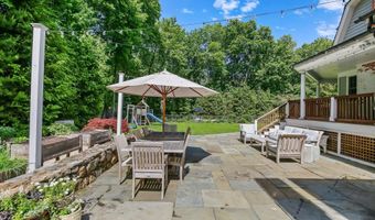 202 Mansfield Ave, Darien, CT 06820