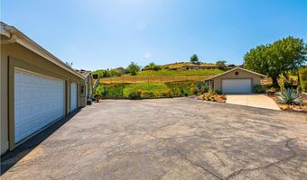 40468 Rock Mountain Dr, Fallbrook, CA 92028
