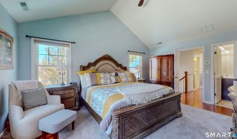 1 Lawrence Ave 1, Danbury, CT 06810