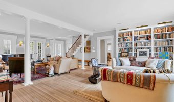 15 Liberty St, Chester, CT 06412