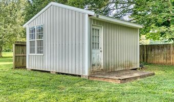 203 Wilson Ave, Auburn, KY 42206