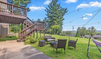 1744 Parkview Dr, Bedford, IN 47421