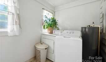 4036 Dinglewood Ave, Charlotte, NC 28205