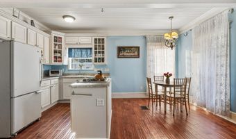 15804 Peapatch Rd, Biloxi, MS 39532