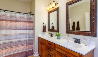 4102 Ballentine Dr, Ames, IA 50010