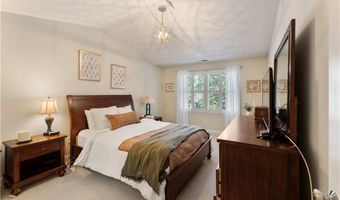 132 Julian Rd, Warwick, RI 02889