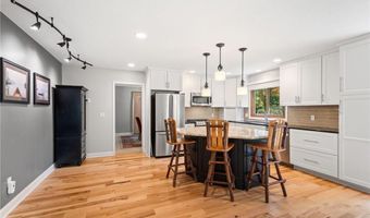 3440 Glenarden Rd, Arden Hills, MN 55112