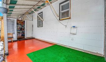 26 Smith St, Amityville, NY 11701